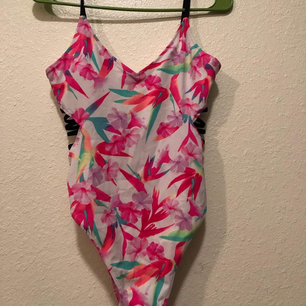 Pink one-piece Swimsuit